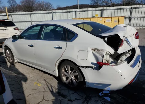 2017 Nissan Altima 2.5 z USA, uszkodzony, nr VIN 1N4AL3AP8HC263295